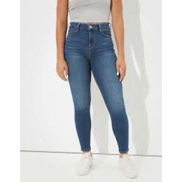American Eagle next level curvy hi-rise 6 short jeans - Picture 1 of 5